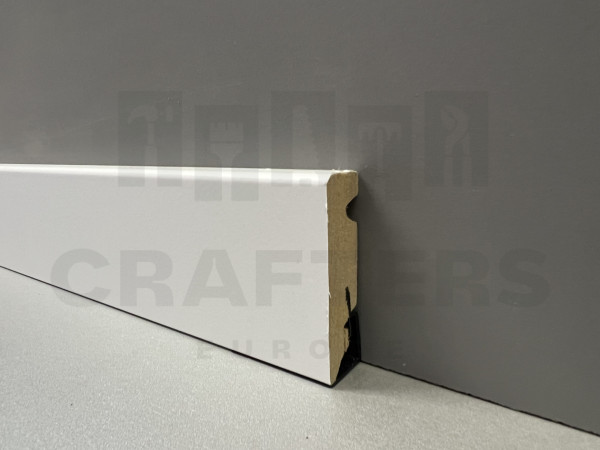 Szegélyléc dekorfóliázott MDF fehér FOFA015 2400 mm